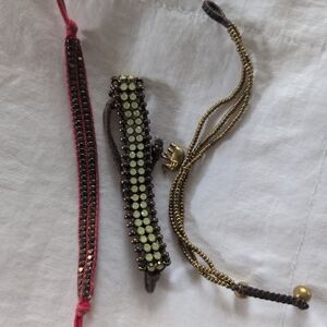 Excellent Condition Elegant Beaded Bracelet Set